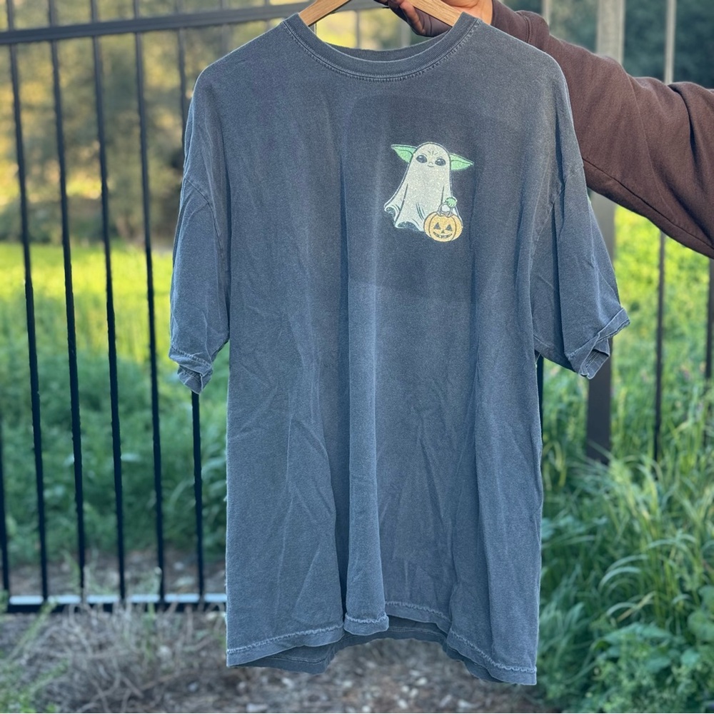 Unisex Glittery Halloween Baby Yoda T-Shirt 2XL
